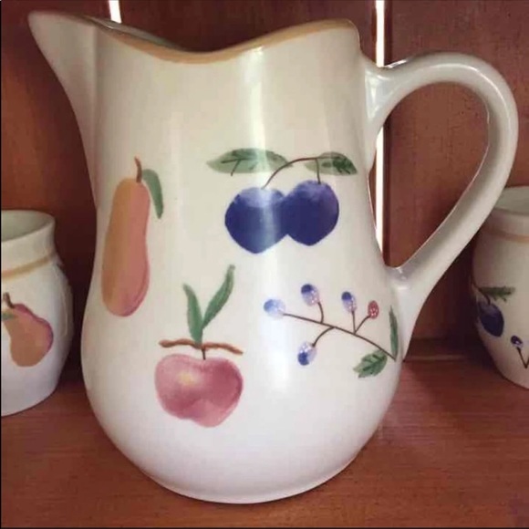 longaberger “ Fruit. Medley” Large pitcher - Picture 1 of 8